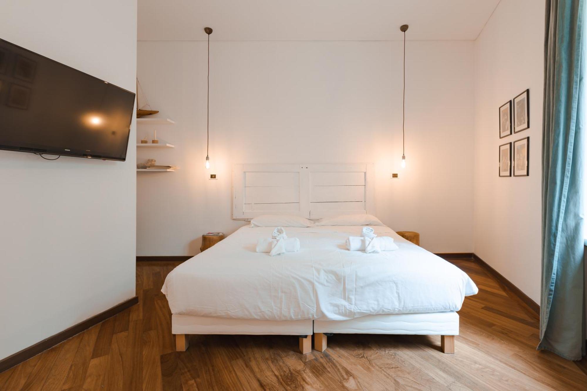 Apartament La Stazione Degli Artisti Triest Zewnętrze zdjęcie